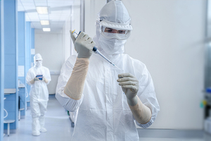 Achieve Annex 1 compliance: master cleanroom CCS & PPE