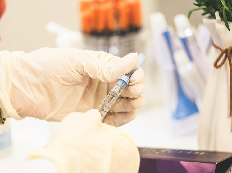 Achieving net-zero medicine through innovation
