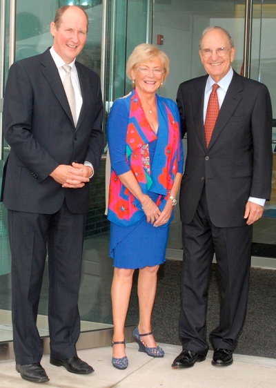 Almac Group officially opens North American headquarters