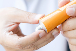 AlzeCure's topical pain gel gets into the FDA good books following Phase II trial