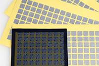Anti-counterfeit label supports colour images