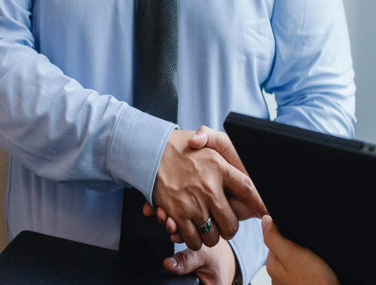 Aptar enters into digital health partnership with Stallergenes Greer 
