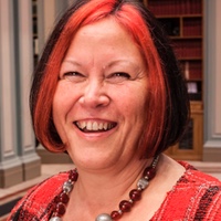 Professor Lesley Yellowlees