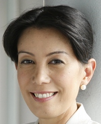 Saori Dubourg