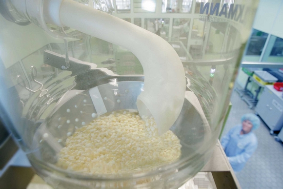 Bayer's strategy to build on Health Care pays dividends