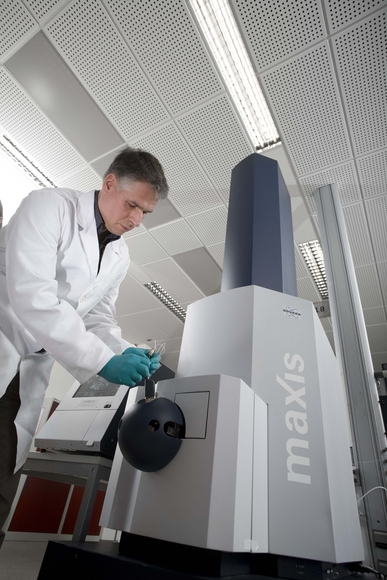 Bruker Daltonics introduces revolutionary ultra-high resolution TOF mass spectrometer 