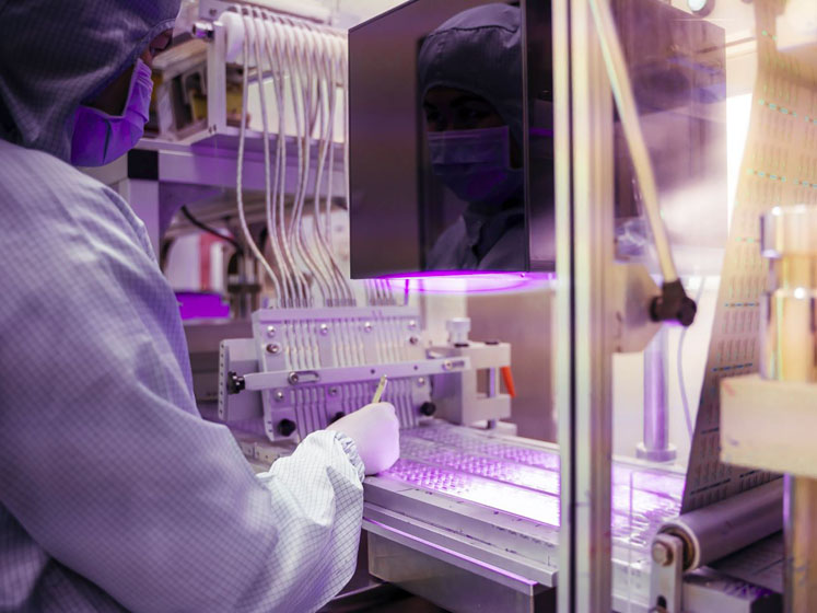 Chinese pharmaceutical company achieves Always-On temperature and humidity monitoring with the Stratus ftServer
