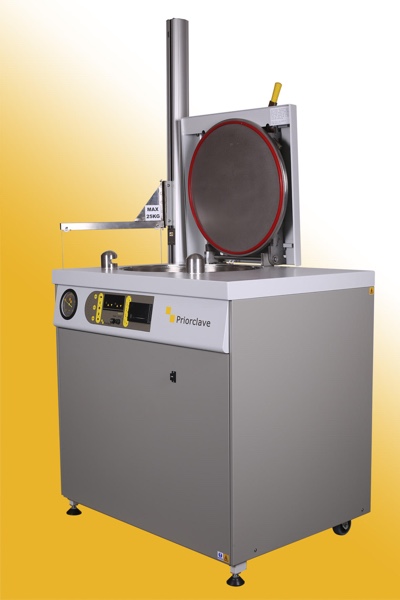 Compact top loading autoclave for labs with limited space
