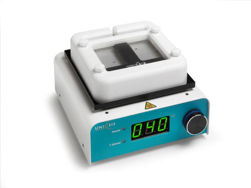 Controlled turbulent mixing improves flow chemistry reproducibility