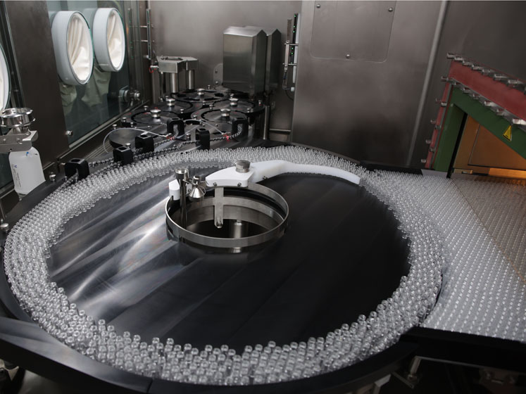 Counteracting product loss during the inline inspection of vials