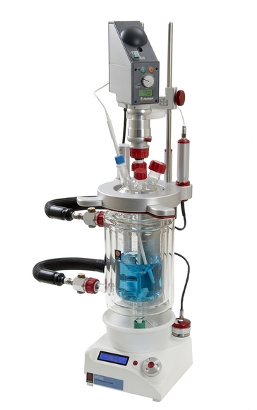 Effective mixing with Atlas high torque stirrer