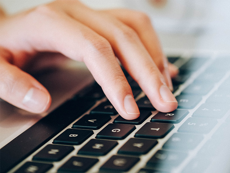 Enzymicals AG expands the online access to its products and services
