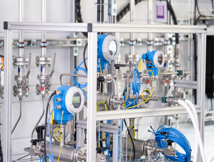 Evonik delivers first lipids from German facility to BioNTech 