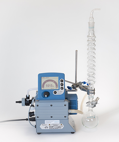 Exhaust trap for lab vacuum pumps
