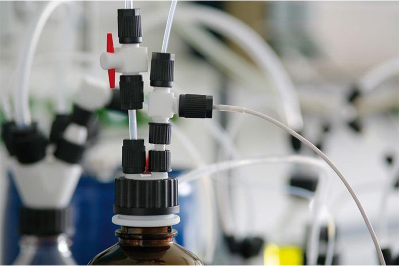 For easy transition from glass to plastic accessories - BOLA components with GL threads
