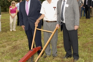 Governor Rendell and Sir Allen McClay break ground at new Almac North American hq 
