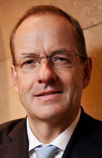 GSK to invest £275 million in UK to boost medicine production