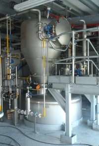 Hecht adds PCC 700 conveyor to compact ProClean series
