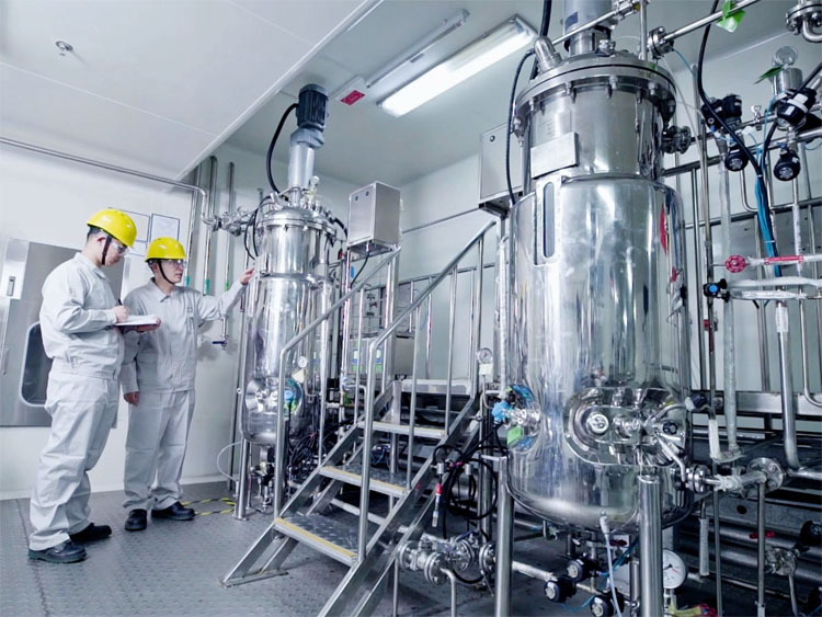 How advanced technologies are unlocking the future of drug manufacturing