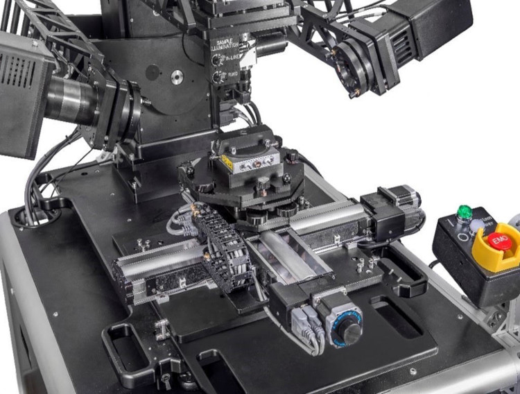 JA Woollam collaborates with Linkam on ellipsometry instruments