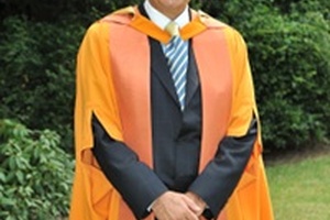 Leading pharmacist to receive honorary degree