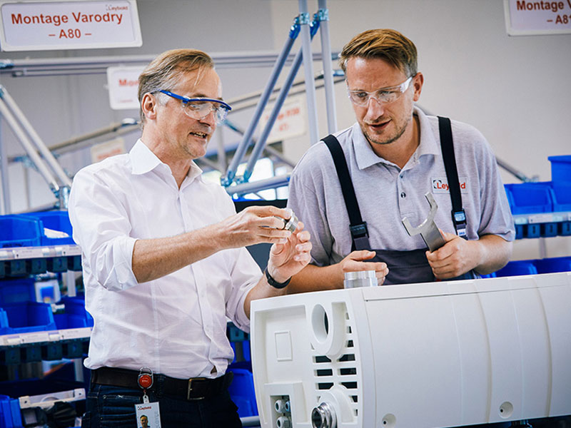 Leybold GmbH releases dry compressing screw vacuum pump VARODRY
