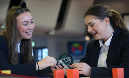 Liverpool children wanted for IFB2016’s fringe festival’s ‘Robot Wars’