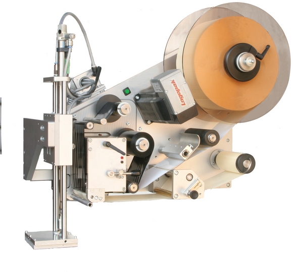 Logopak labellers stay in touch by e-mail
