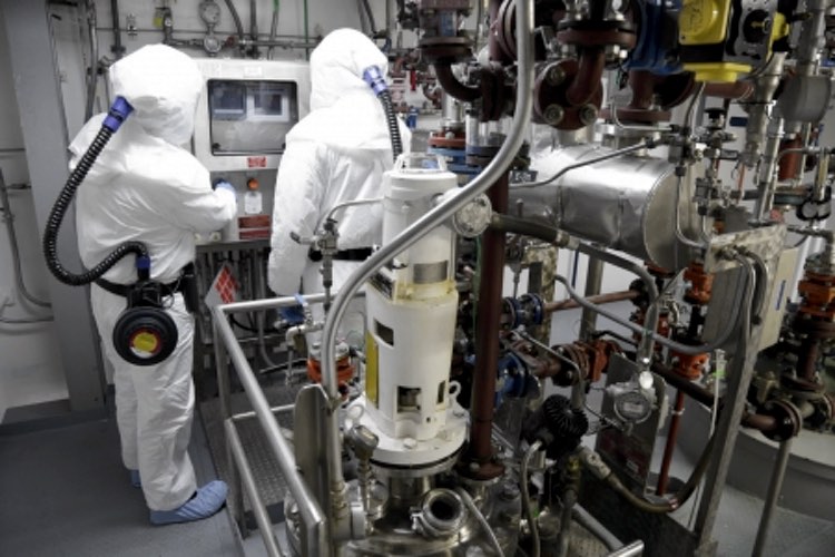 Mallinckrodt sells BioVectra CDMO for $250 million