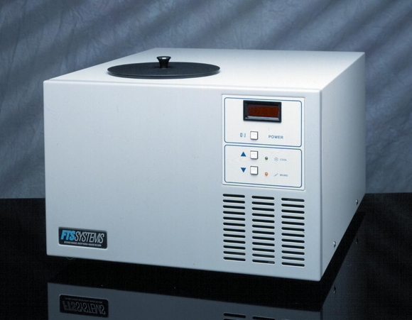 Mechanically refrigerated (-80&ordm;C) benchtop bath eliminates need for costly coolants...