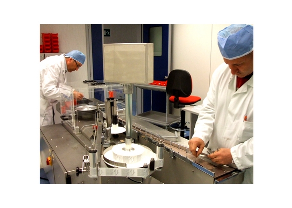 Merck chooses Newman 4VAL to label a variety of glass vials and syringes