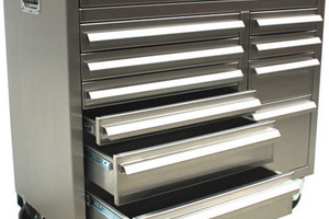 Mobile tool cabinet suitable for hygienic areas