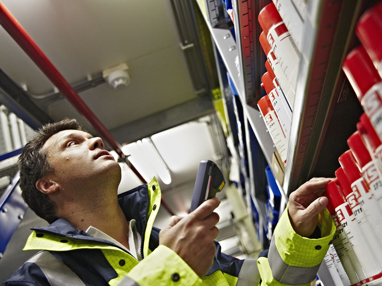 MRO consolidators: what they are and why you might need one

