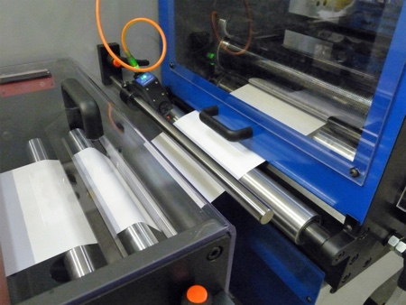 Omron control powers die-cutting versatility in pharma industry