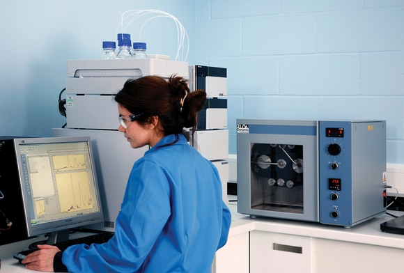 Orthogonal Liquid-Liquid chromatography is far greener for preparative scale purifications