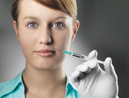 Prefilled syringes: glass or polymer? 