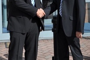 Projen takes on new apprentice

