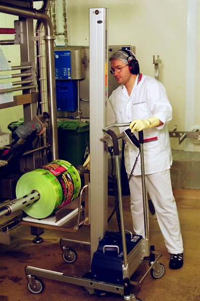 Protema Lifts from tawi make ergonomic lifting a reality