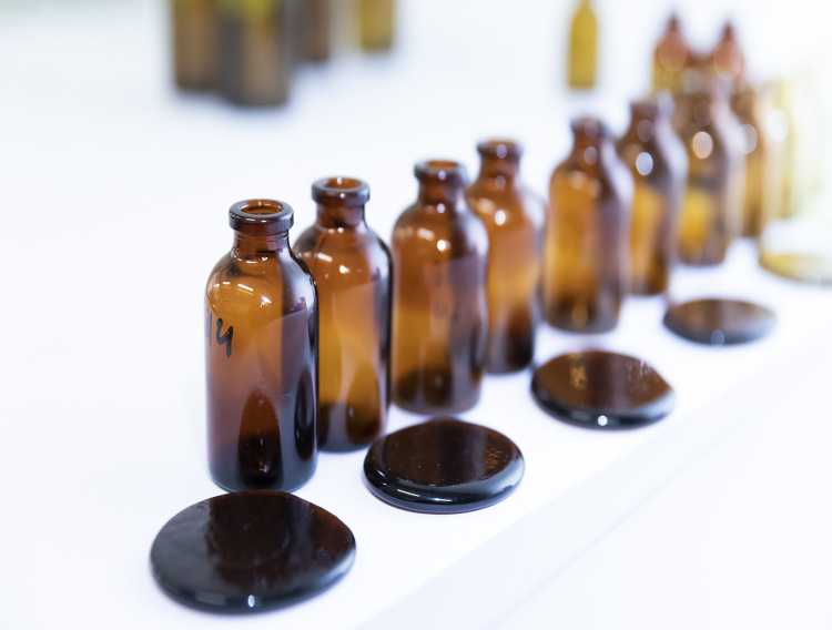 Research projects to investigate more sustainable glass in pharma