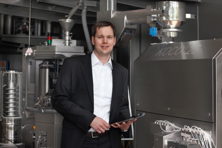  Dr Hubertus Rehbaum, Manager Scientific Operations, developed the process control together with his team