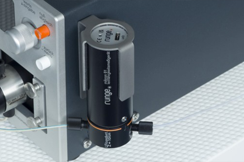 Robust inline pH probe for chromatography and bioprocessing