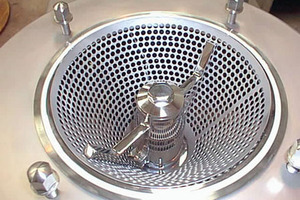 Sanitary cone mill for sticky, moist and fragile materials