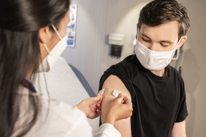 Sanofi pledges to sell over €10bn in vaccine sales