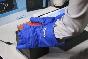 Scanning and decoding tube racks from low-temperature storage