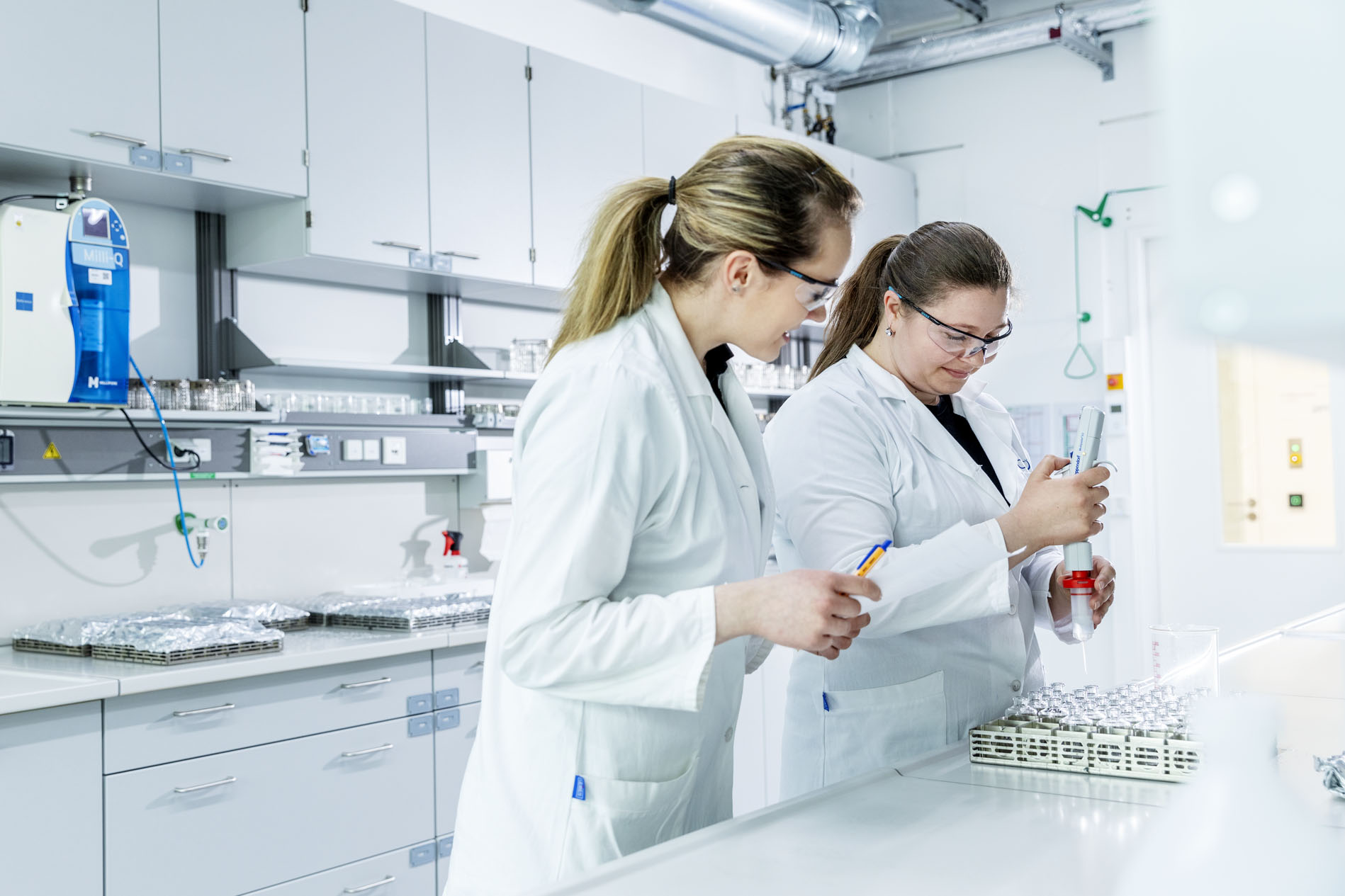 SCHOTT Pharma offers testing suite for container selection and drug submission preparation