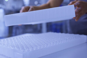 SCHOTT Pharma, Takeda and Corplex bring closed-loop recycling system for pharmaceutical vial trays into operations