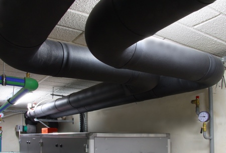 Selecting heat transfer fluids for optimum operation