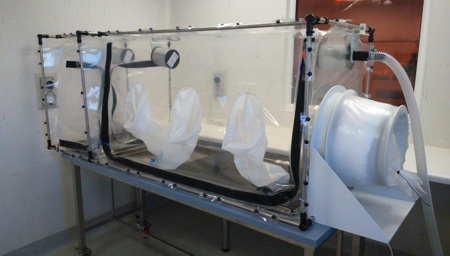 Solo achieves nanogram containment in a flexible film isolator