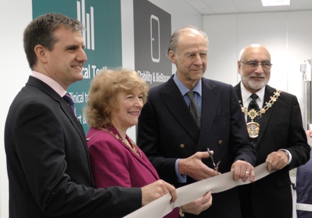Source BioScience opens the world’s first minus 70 degrees Centigrade walk-in chamber