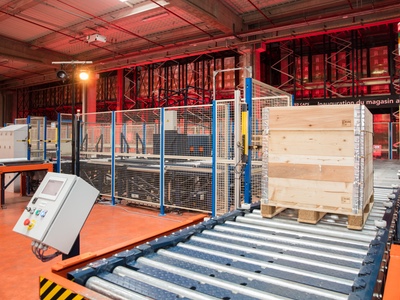 UNITED CAPS celebrate new automated warehouse in Wiltz 